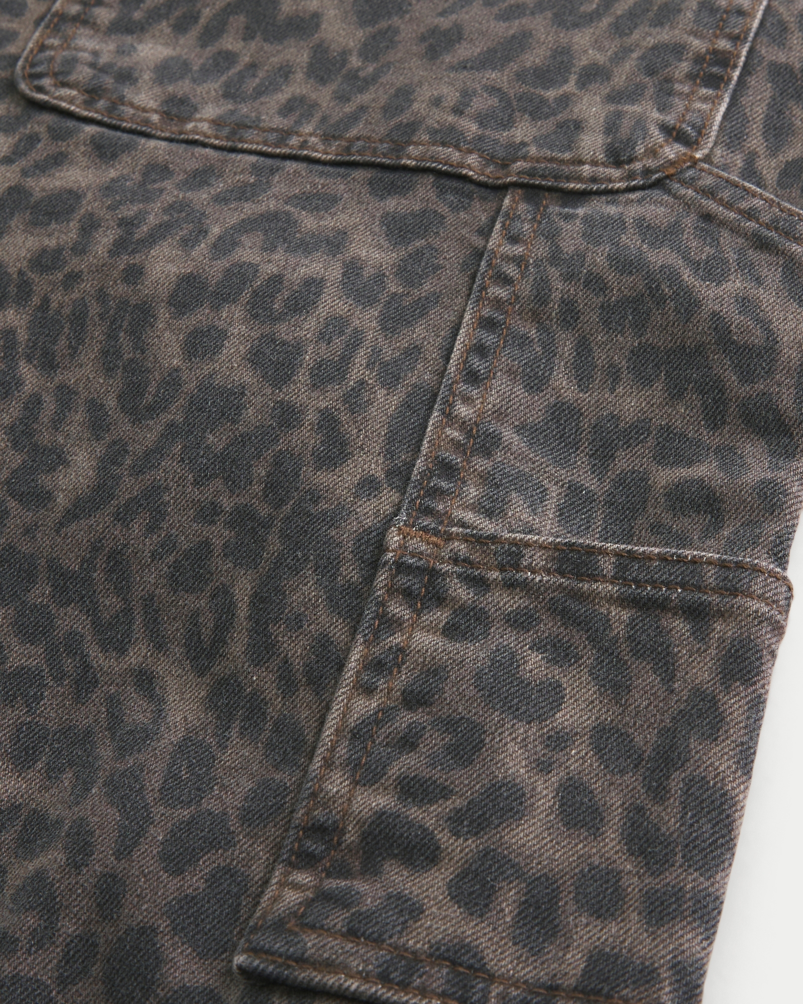 Light Wash Baggy Jeans