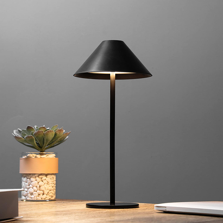 Minimalist E