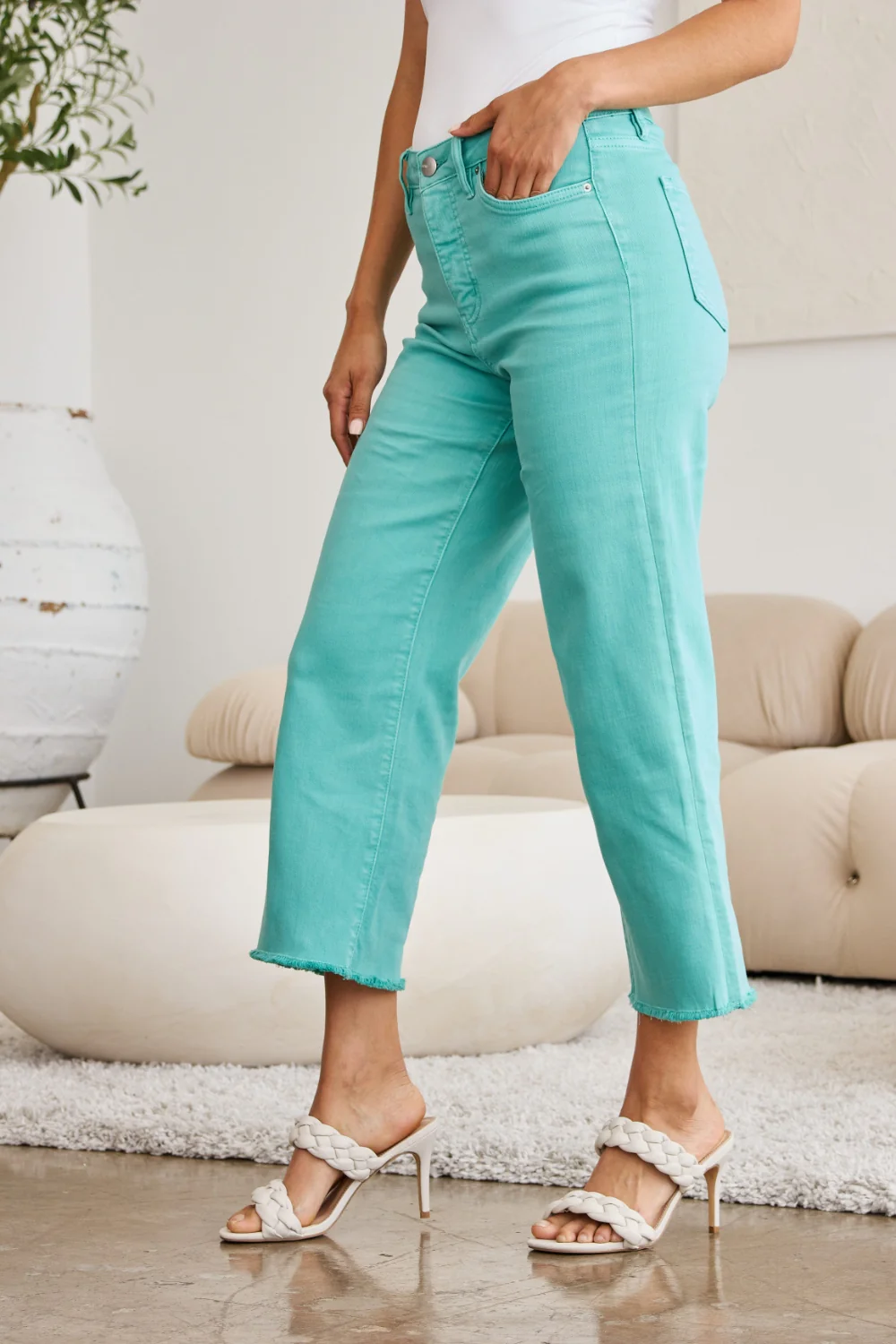 Crop Chloe Full Size Tummy Control High Waist Raw Hem Jeans