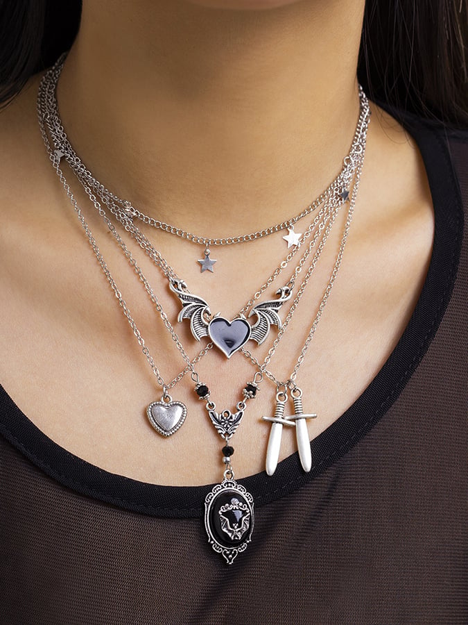 Halloween Gothic Dark Heart Wings Pendant Necklace