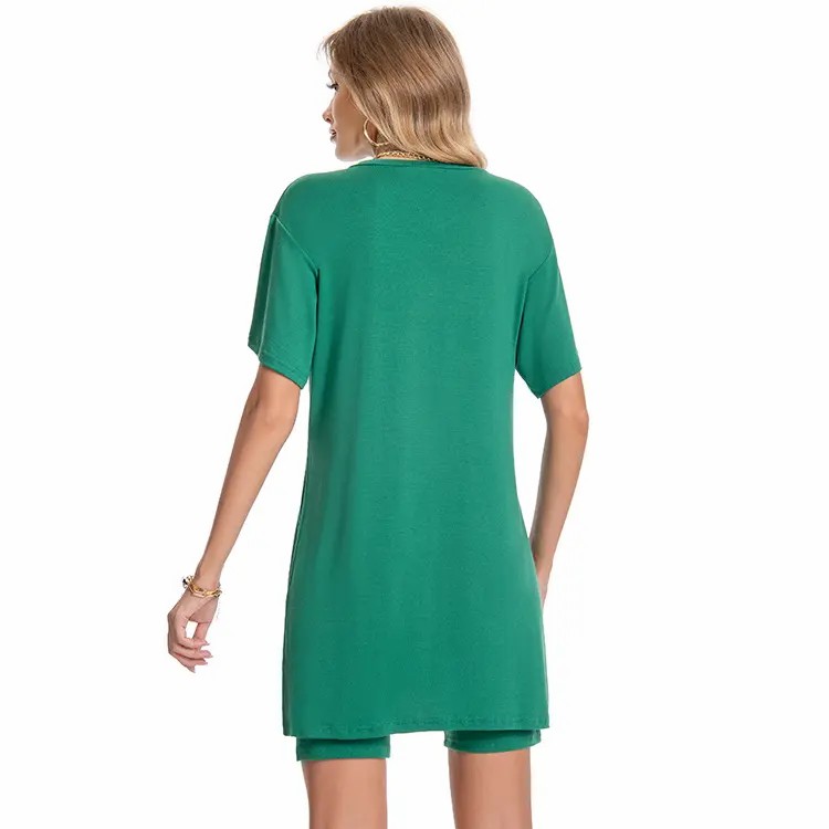 Plus Size Women's 2 Piece Outfit – Casual Basic Top and Shorts Set for Spring Summer Beach Vacation
