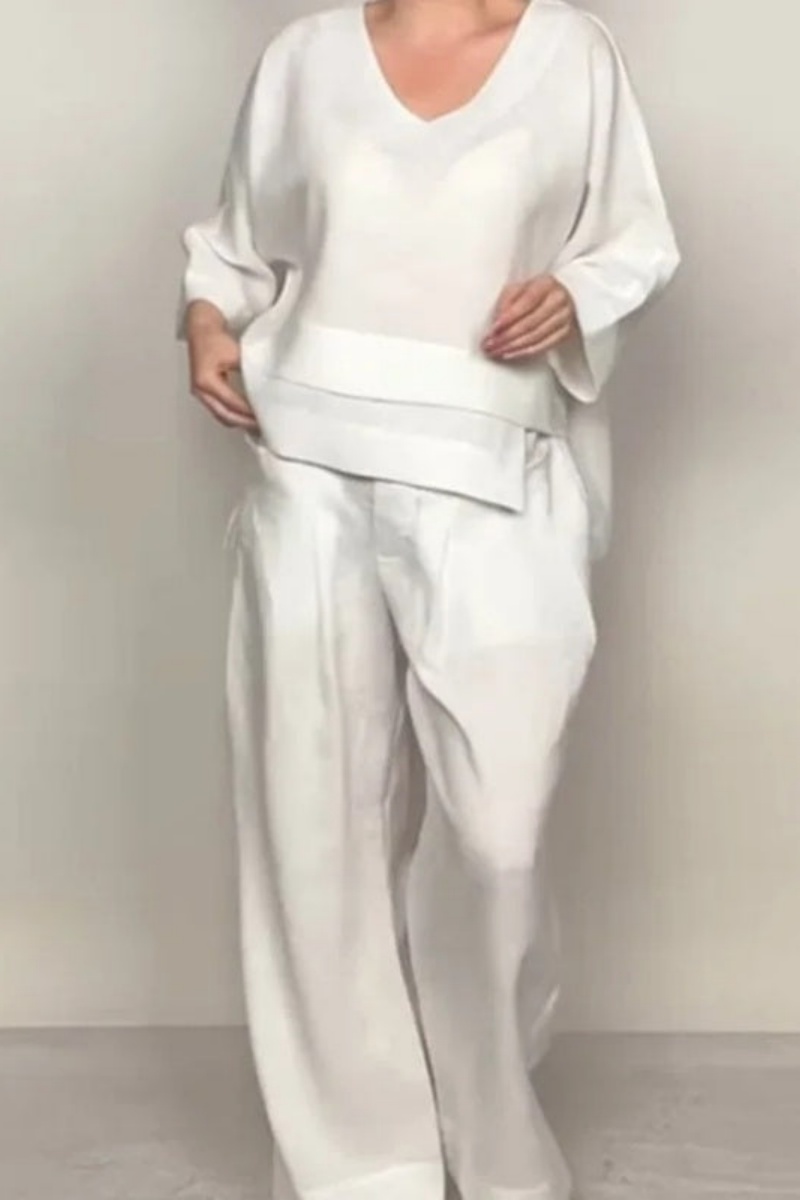 Complete Minimalist Set in Two Pieces