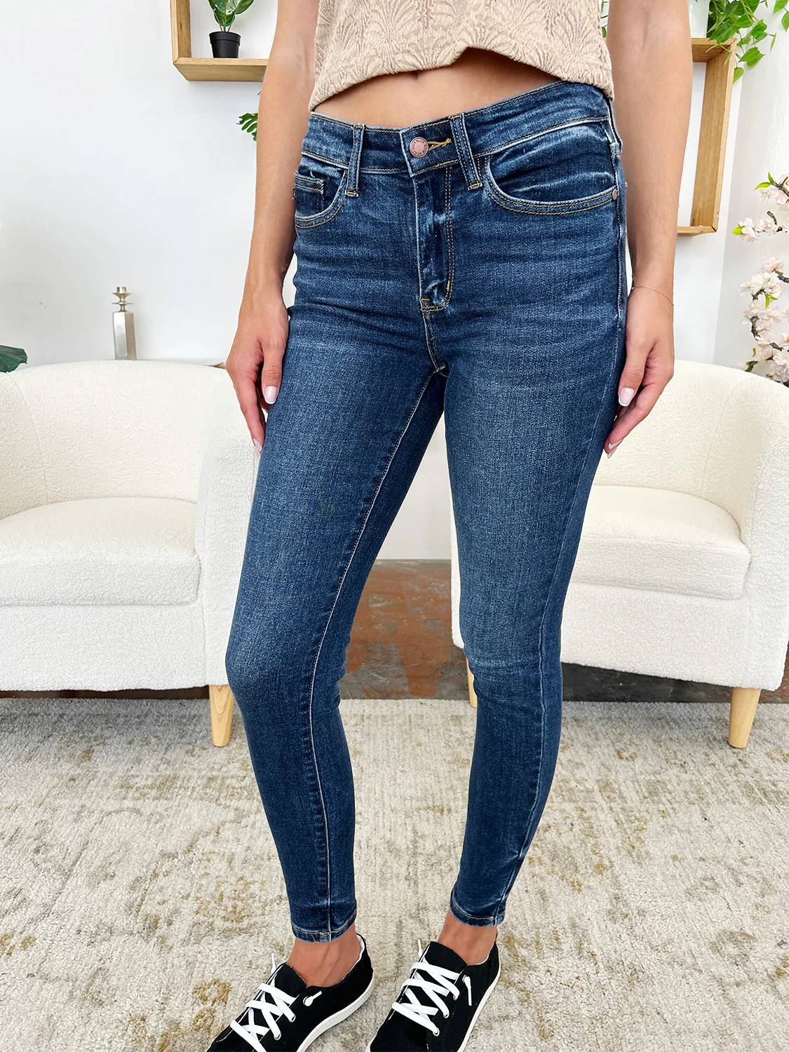 Blue Full Size Classic Handsand Skinny Jeans