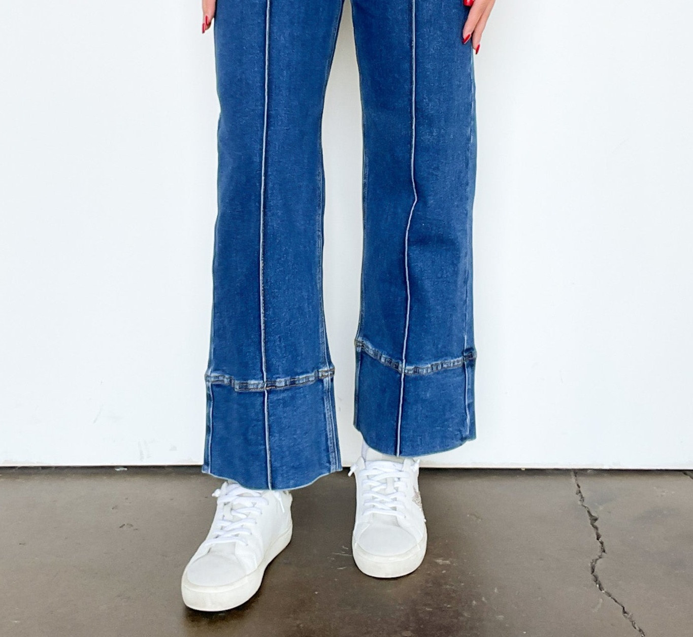Mid Rise Crop Pleated Jeans