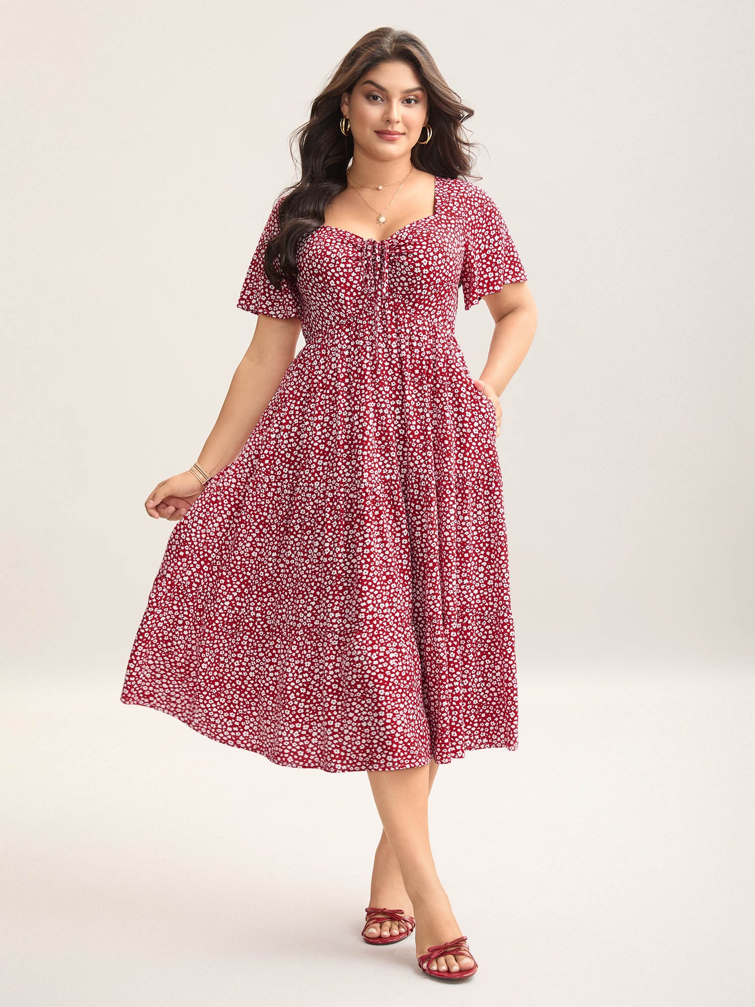 Ditsy Floral Sweetheart Drawstring Pocket Tiered Dress