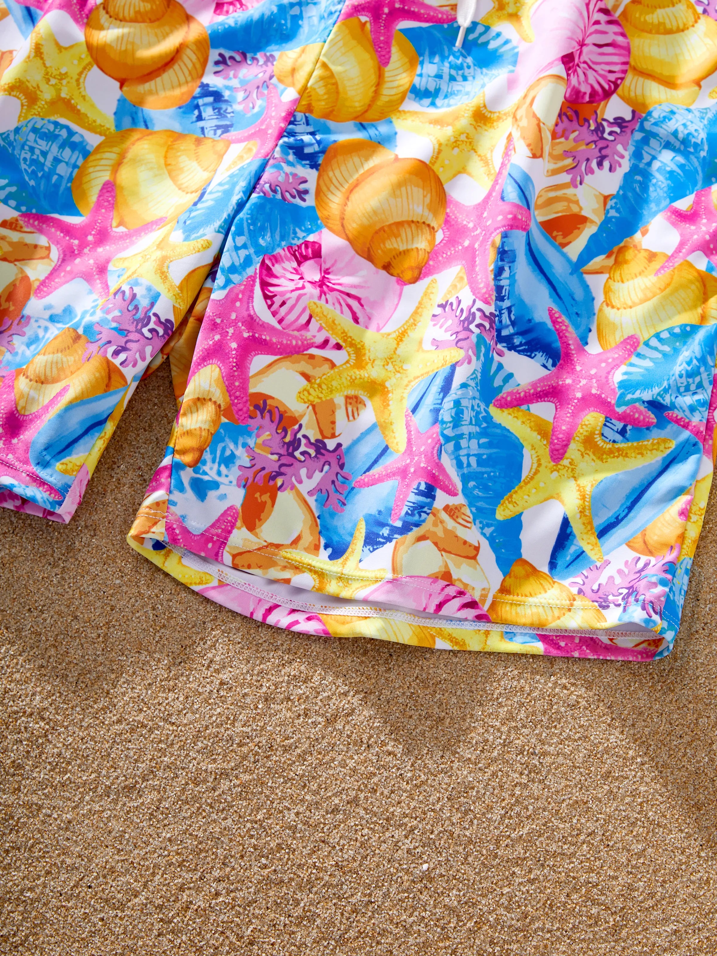 Family Matching Seashell & Starfish Print Swimsuits Ruched One-Piece & Swim Trunks Set Multi-color