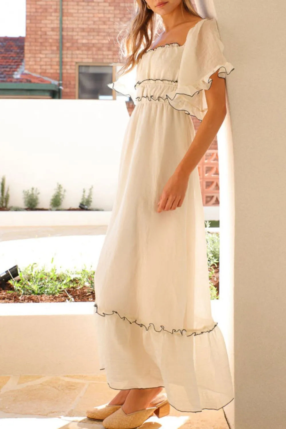 Linda's Square Neck Short Sleeve Midi Dress