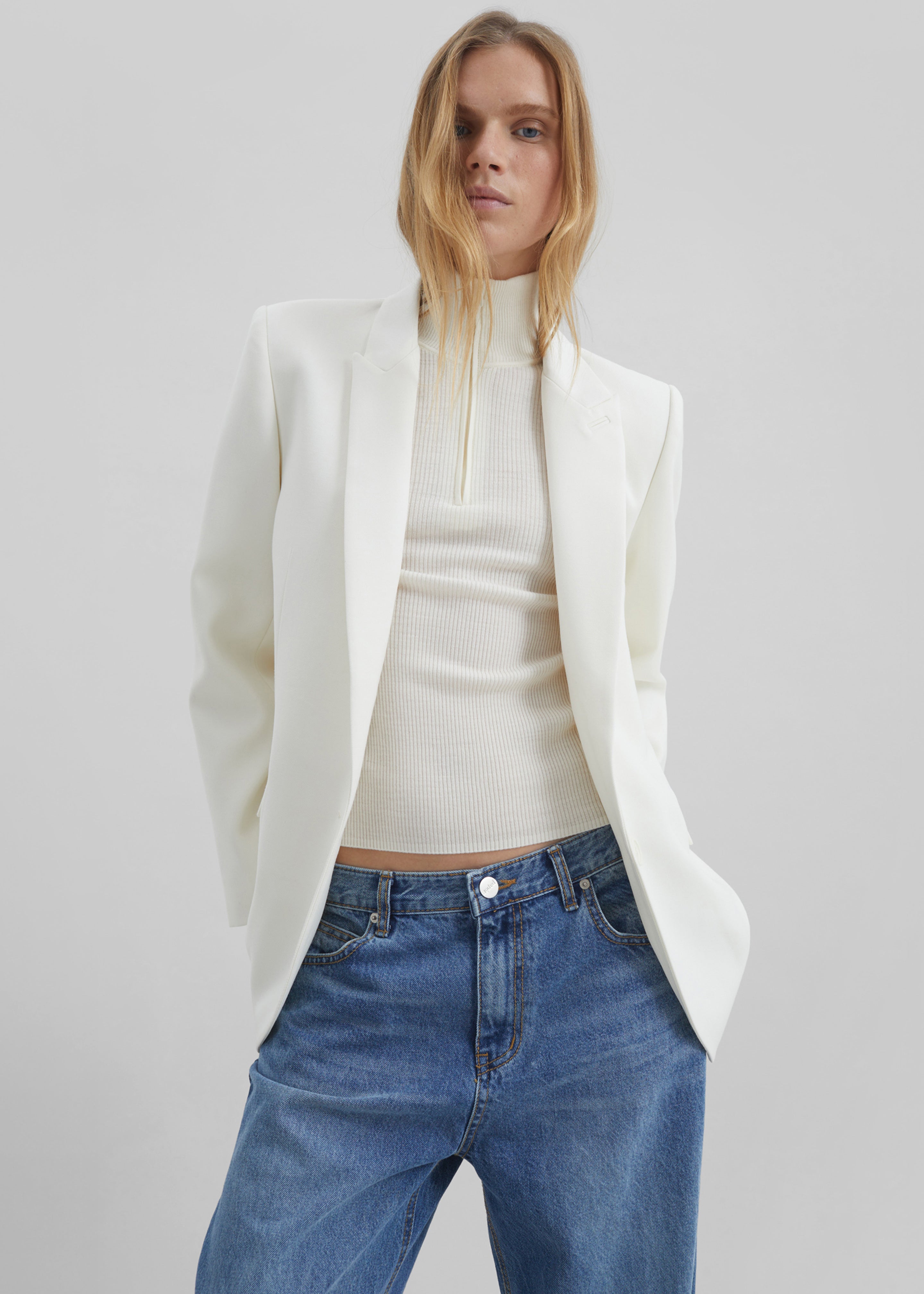 Amelia Tailored Blazer - White