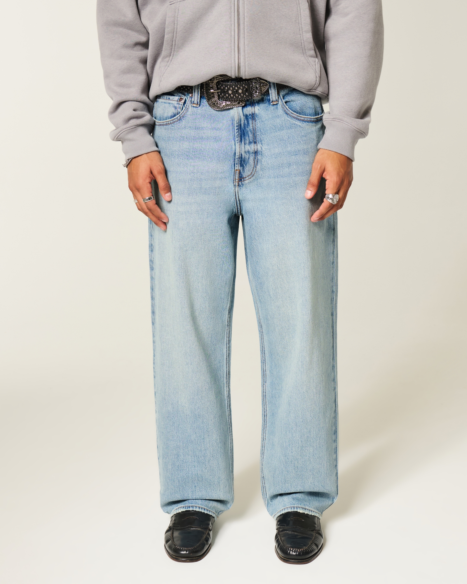 Light Wash Baggy Jeans