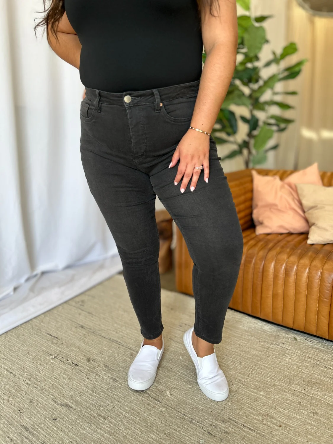 Full Size High Rise Tummy Control Skinny Jeans