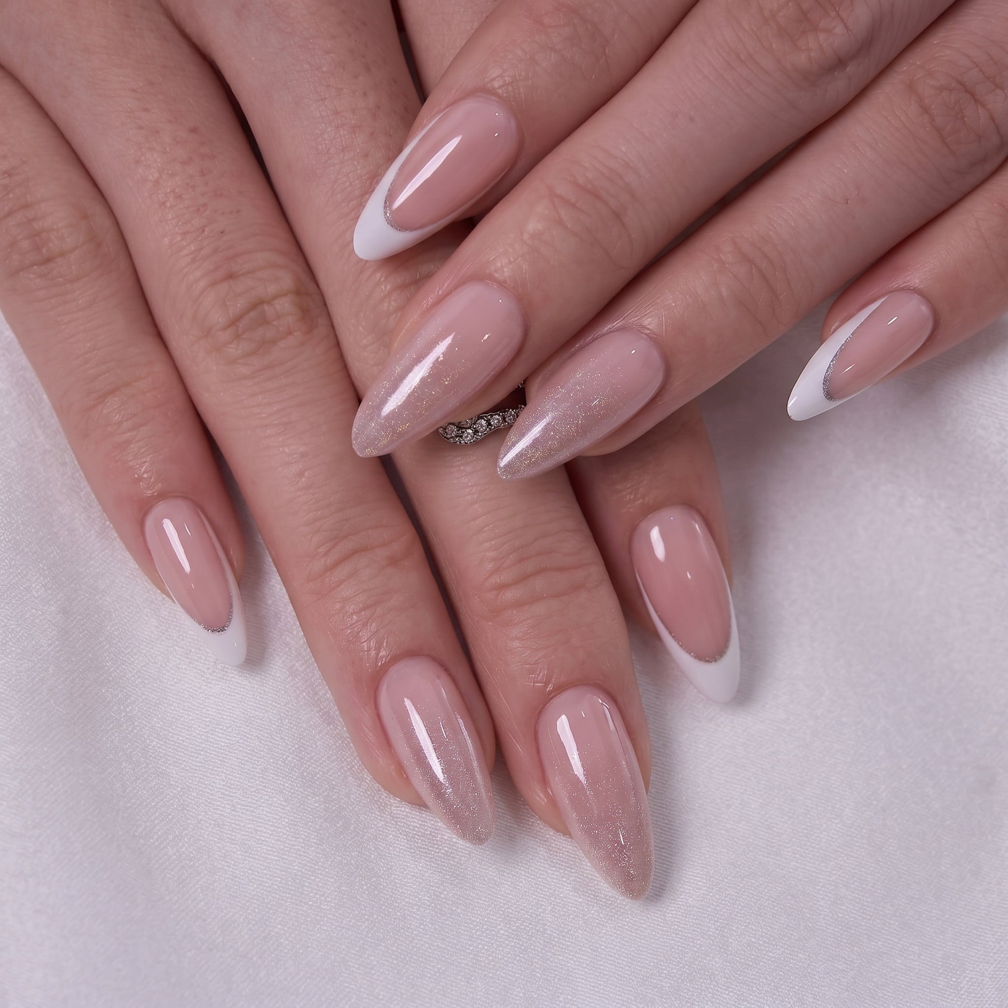 Gleam Crown – L Almond