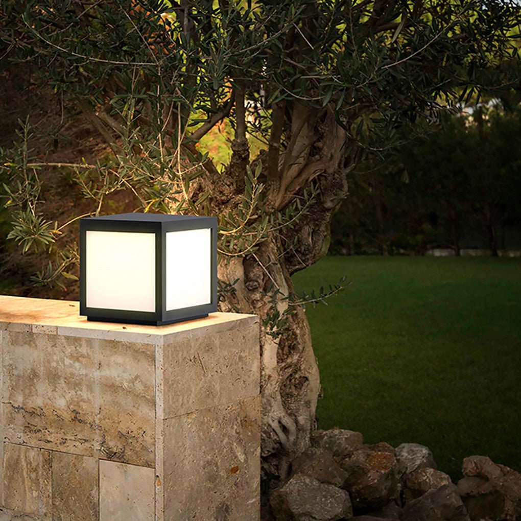 Outdoor Courtyard Waterproof LED Solar Pillar Lights Landscape Lighting
