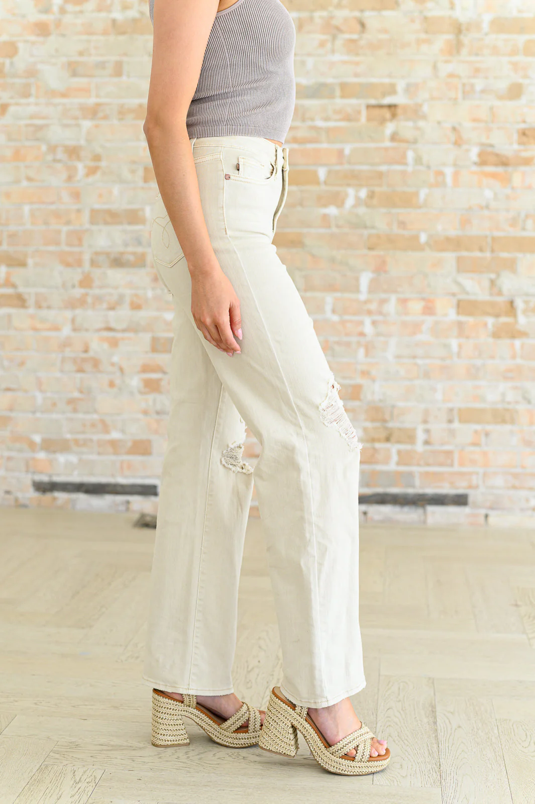 High Rise Distressed 90's Straight Jeans in Bone