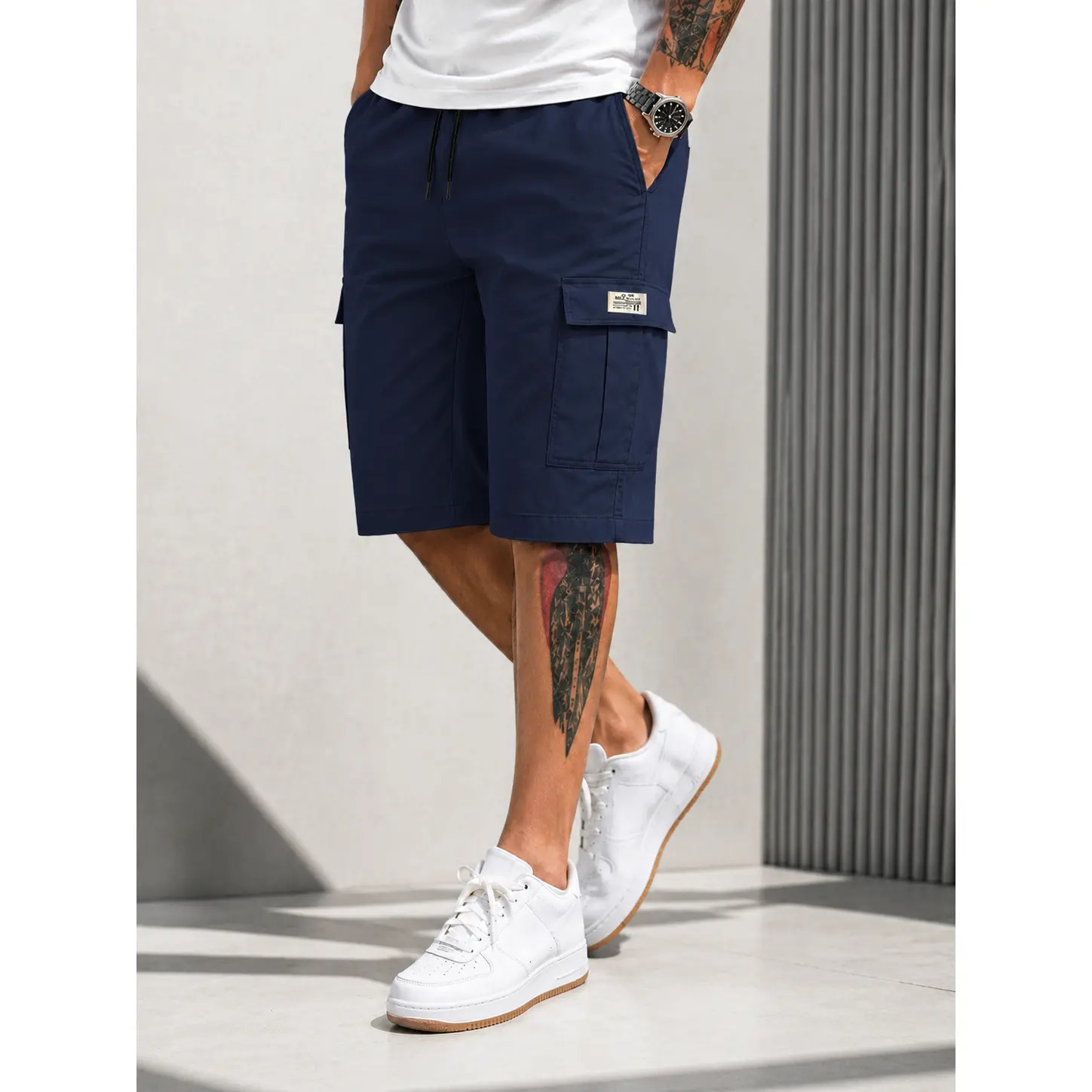 Men's slim-fit shorts