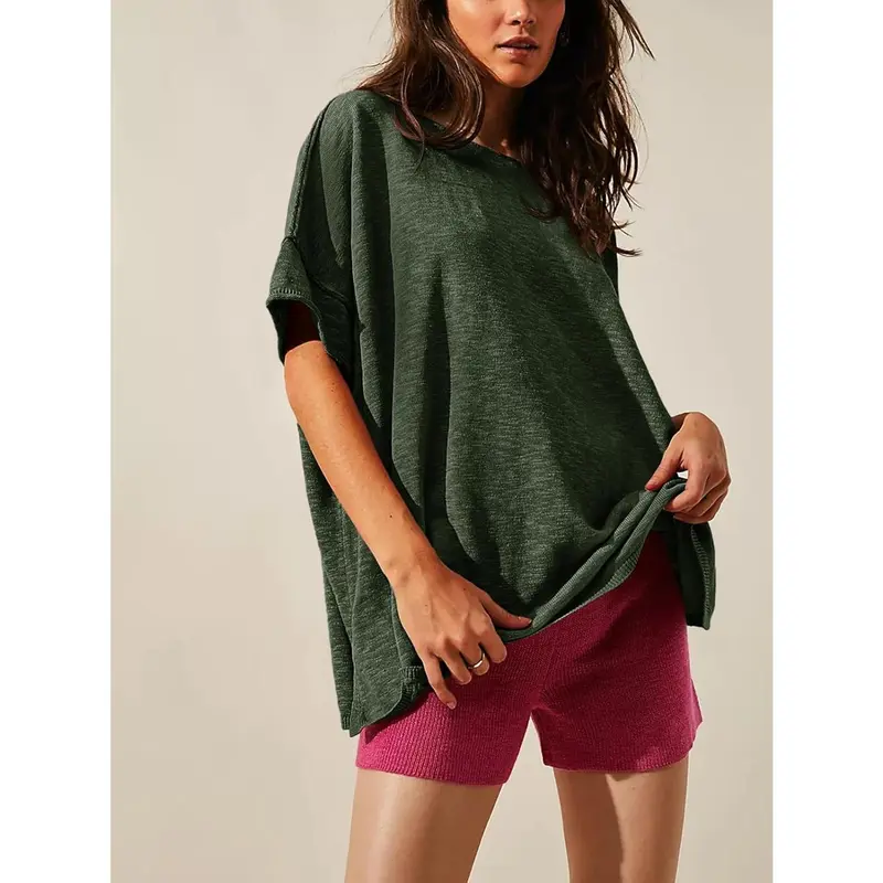 Women's Loose-Fit T-Shirt – Casual Summer Crew Neck Drop-Shoulder Short-Sleeve Top with Side-Slit Hem