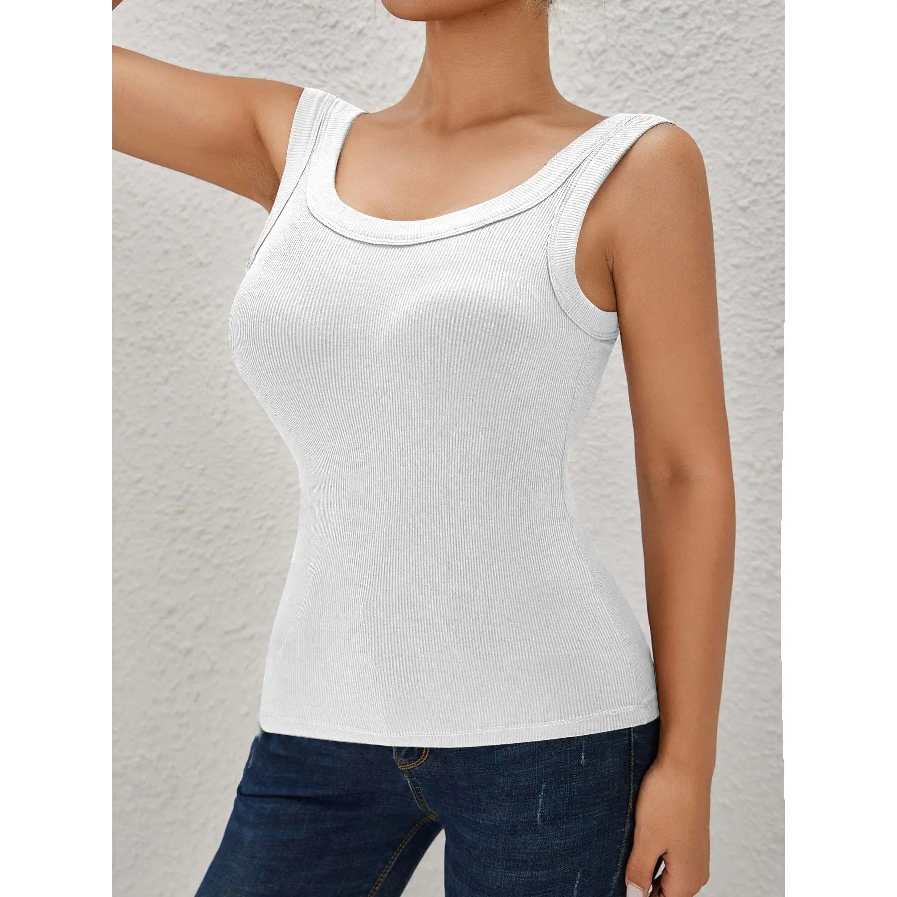 Women's Ribbed Scoop Neck Sports Tank with Built-in Bra