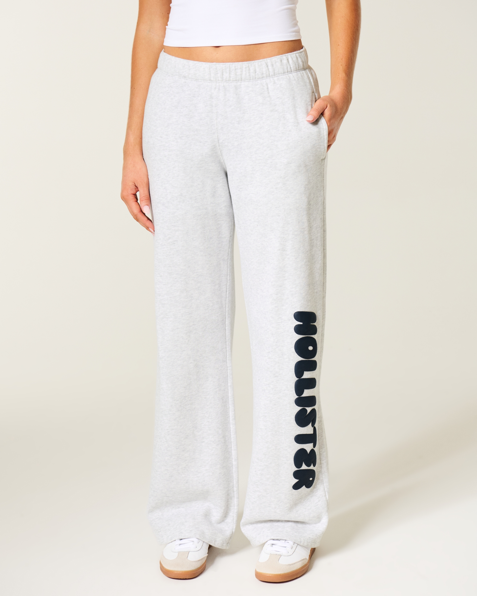 Logo Graphic Pink Camo Wide-Leg Sweatpants