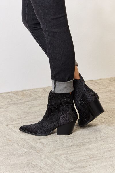 Star of the Show Rhinestone Ankle Cowboy Boots in Black