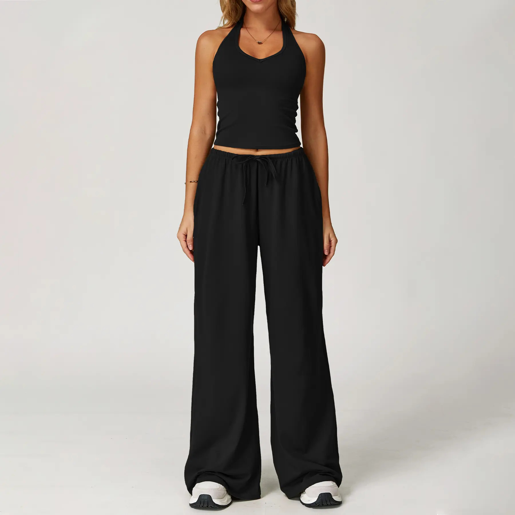 Women's two-piece athleisure set