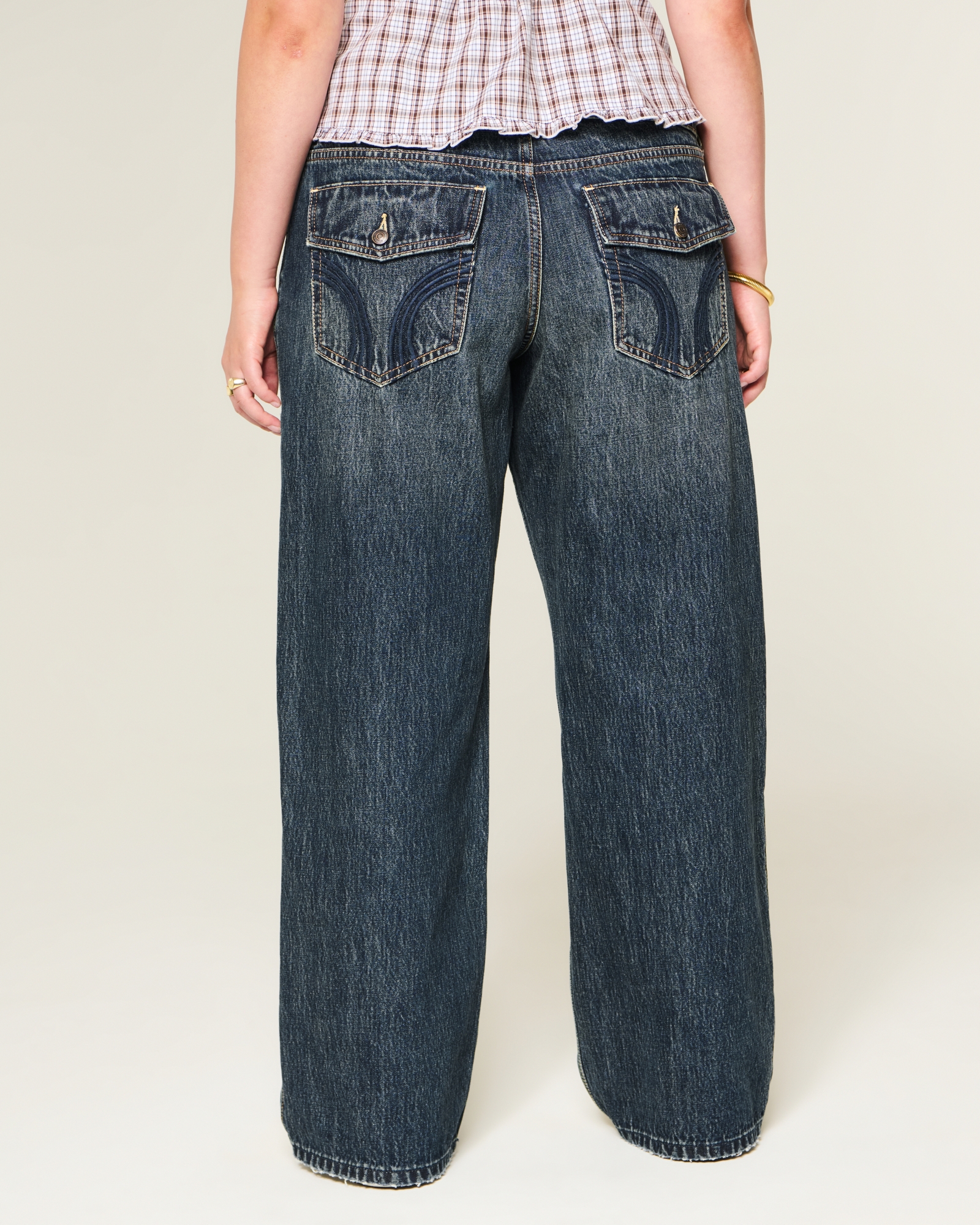 Low-Rise Y2K Light Wash Baggy Jeans