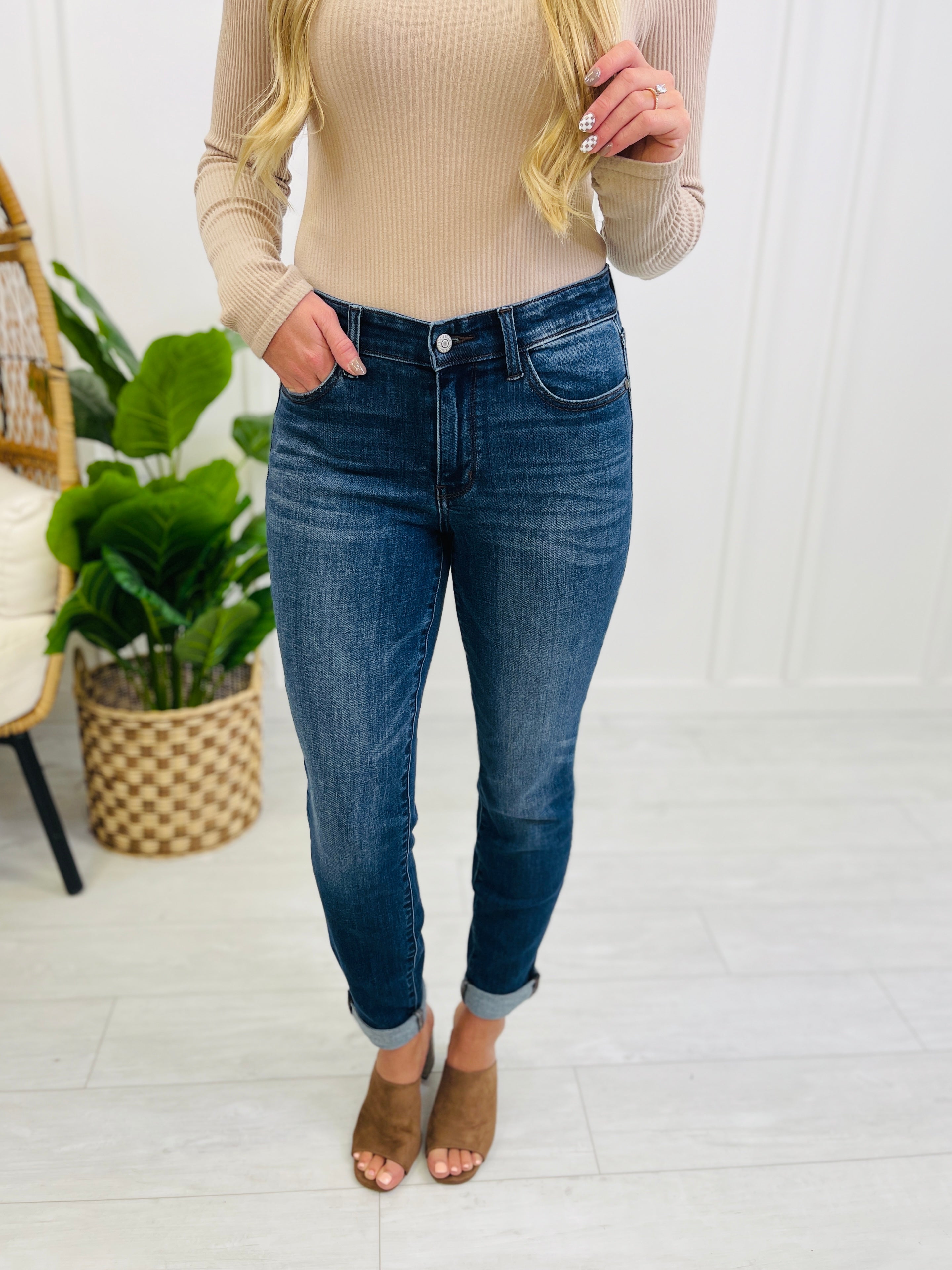 Judy Blue Plus/Reg Simply Perfect Non Distressed Slim Fit Jeans