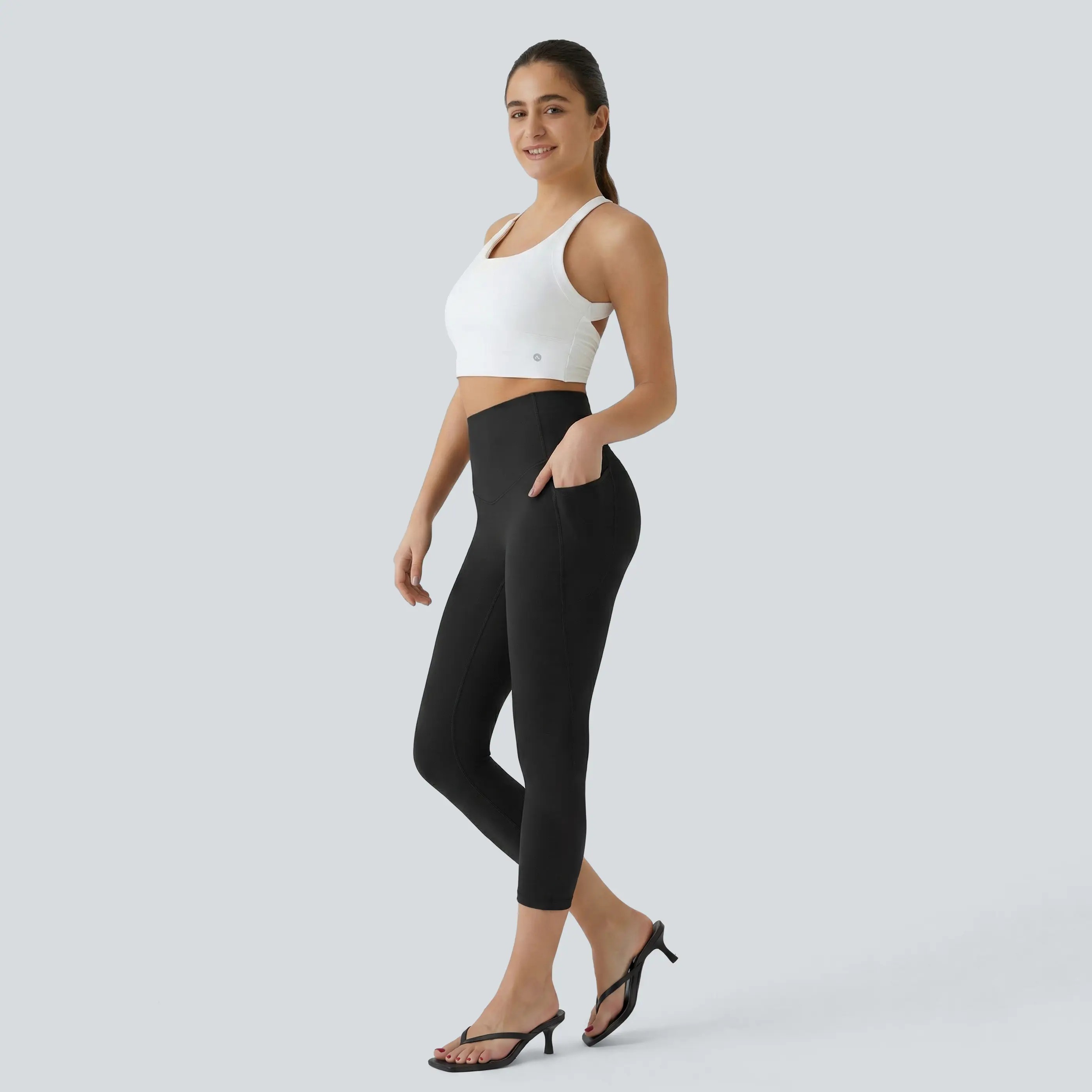 Women’s High Waisted Tummy Control Shaping Capri Leggings with Side Pockets