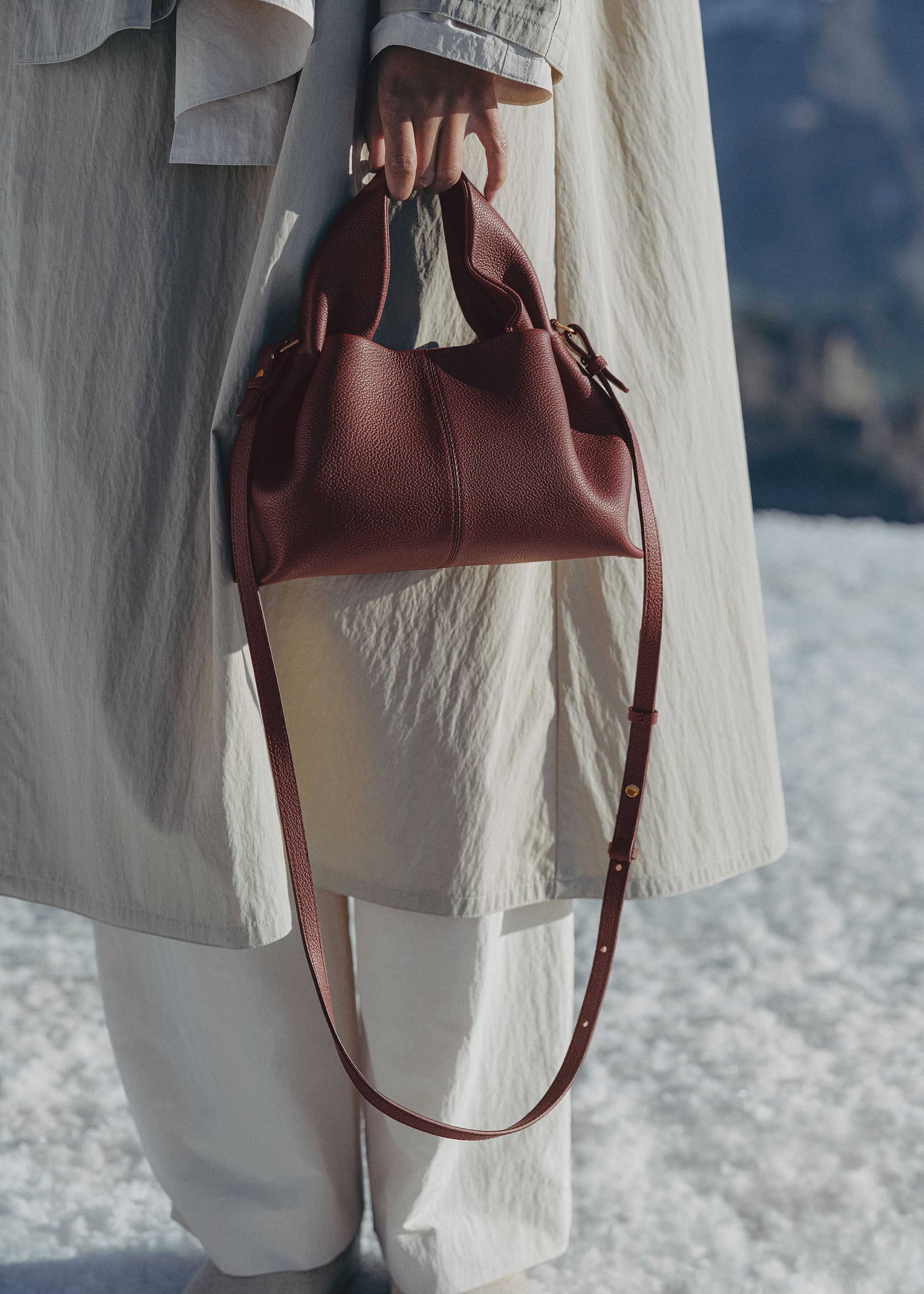 Numéro Neuf Mini - Textured Black Cherry Clearance sale
