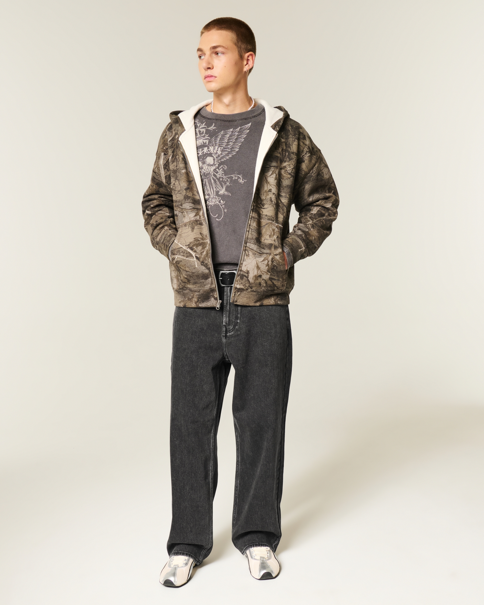 Light Wash Baggy Jeans