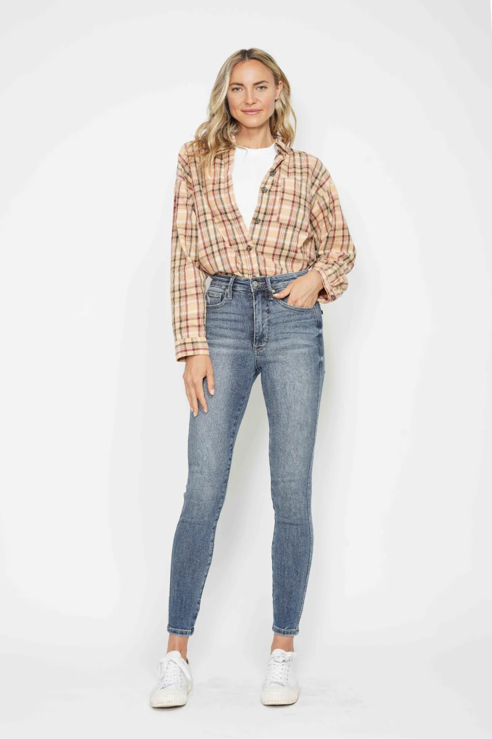 Blue Full Size Tummy Control Contrast Wash Skinny Jeans