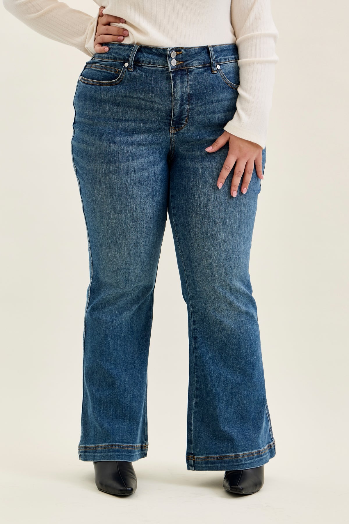 Penny Flare with Tummy Control (Petite) - PLUS