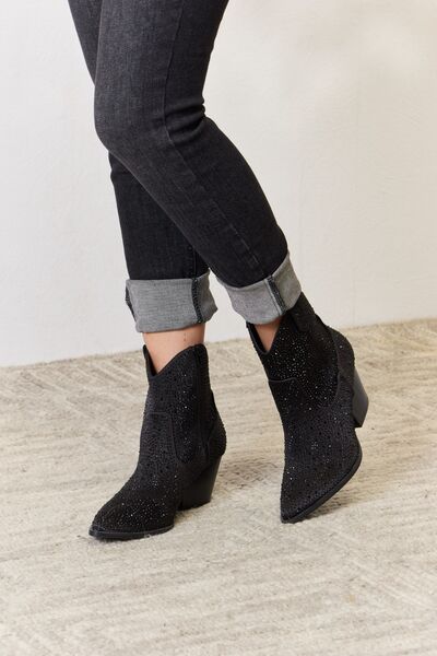 Star of the Show Rhinestone Ankle Cowboy Boots in Black