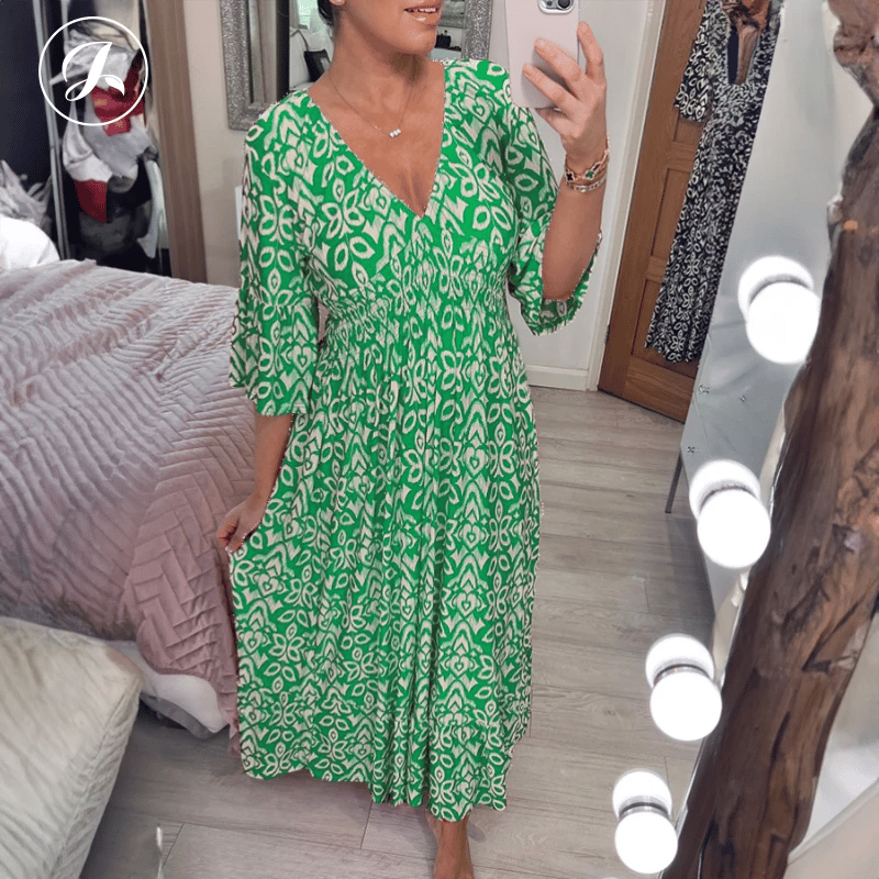 👗Bohemian casual print V-neck shirred waist long dress