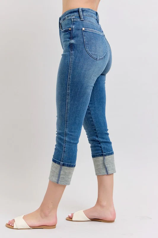 Blue Full Size Skinny Cuff Capris Jeans with Pockets Plus Size