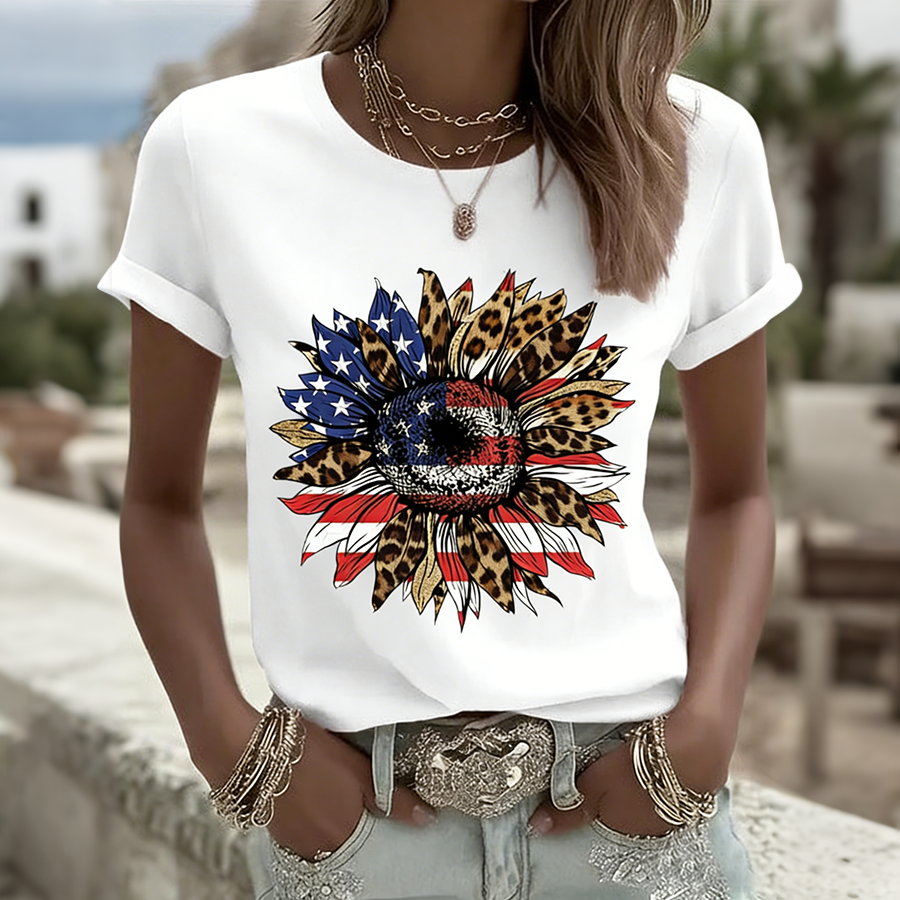 Ladies' Casual American Flag Printed Round Neck Short Sleeved T-Shirt