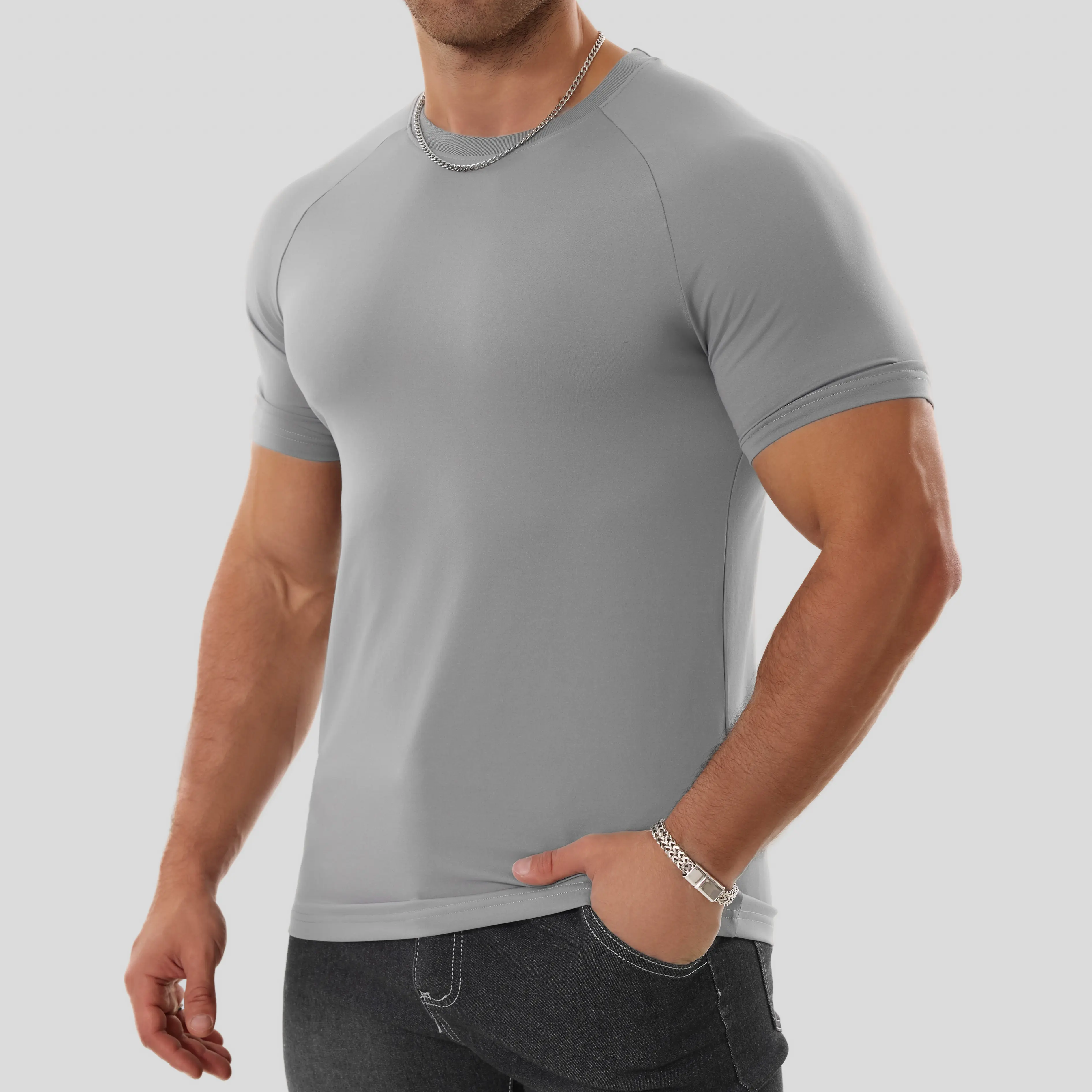 STREVATE Men's Raglan Sleeve Tee, Athletic Tapered Fit, Arm-Enhancing Sleeves, Menswear Wrinkle-Resistant Stretch Fabric Gym Workout T-Shirt Fitness Running Tops