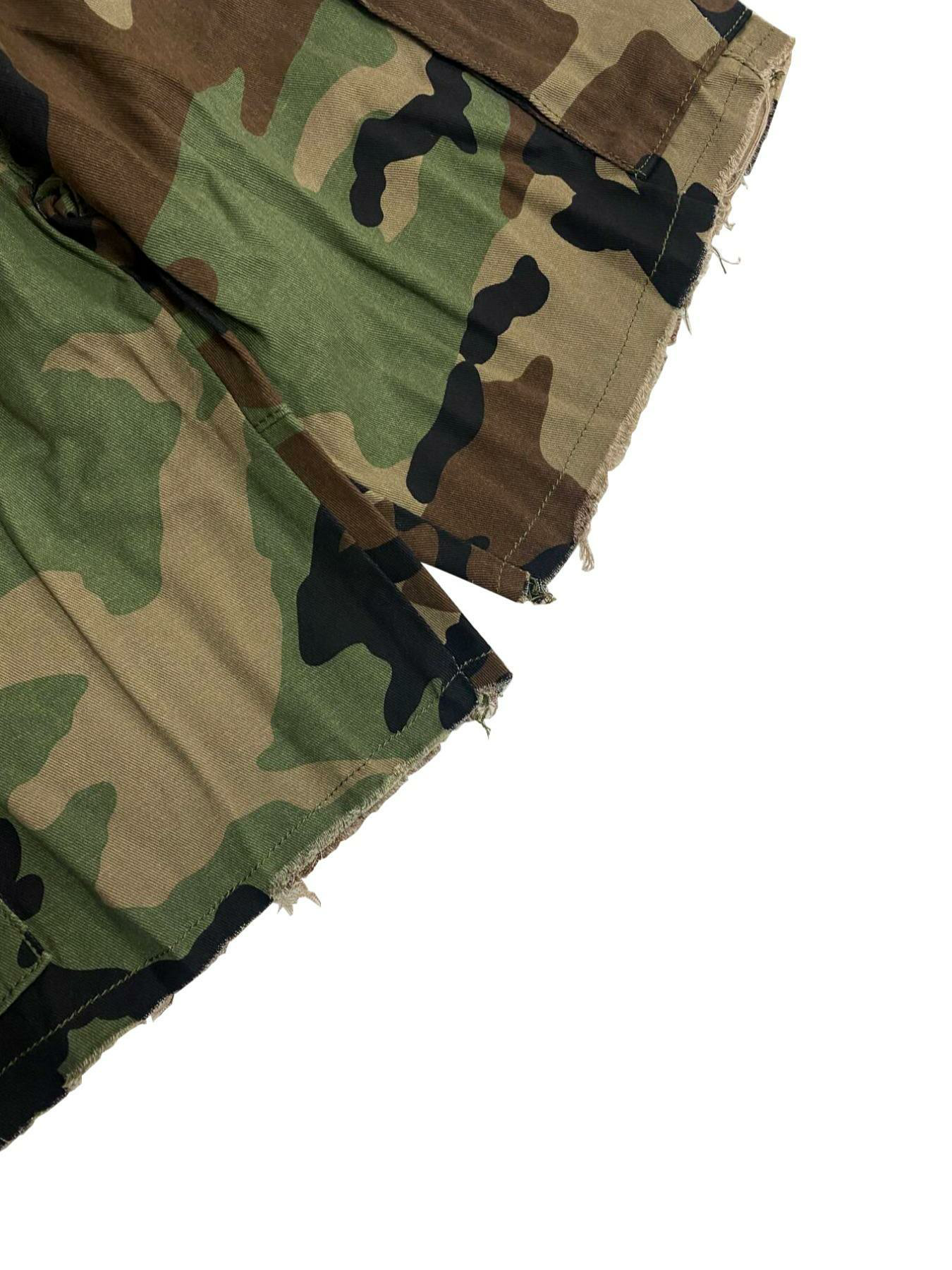 Women's Camo Print Elastic Waist Cargo Shorts with Pockets