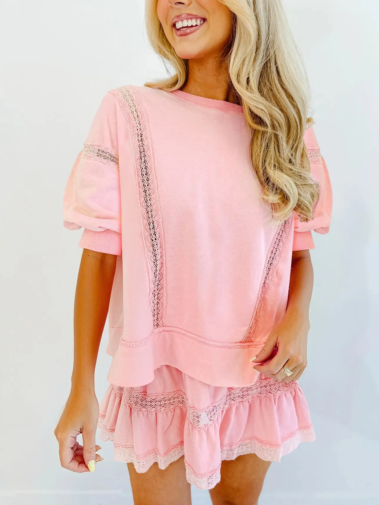 Fisoew Women's 2 Piece Cotton Lace Trim Outfit Set Short Sleeve Puff Sleeve Top & Ruffled Shorts Soft Casual Outfit
