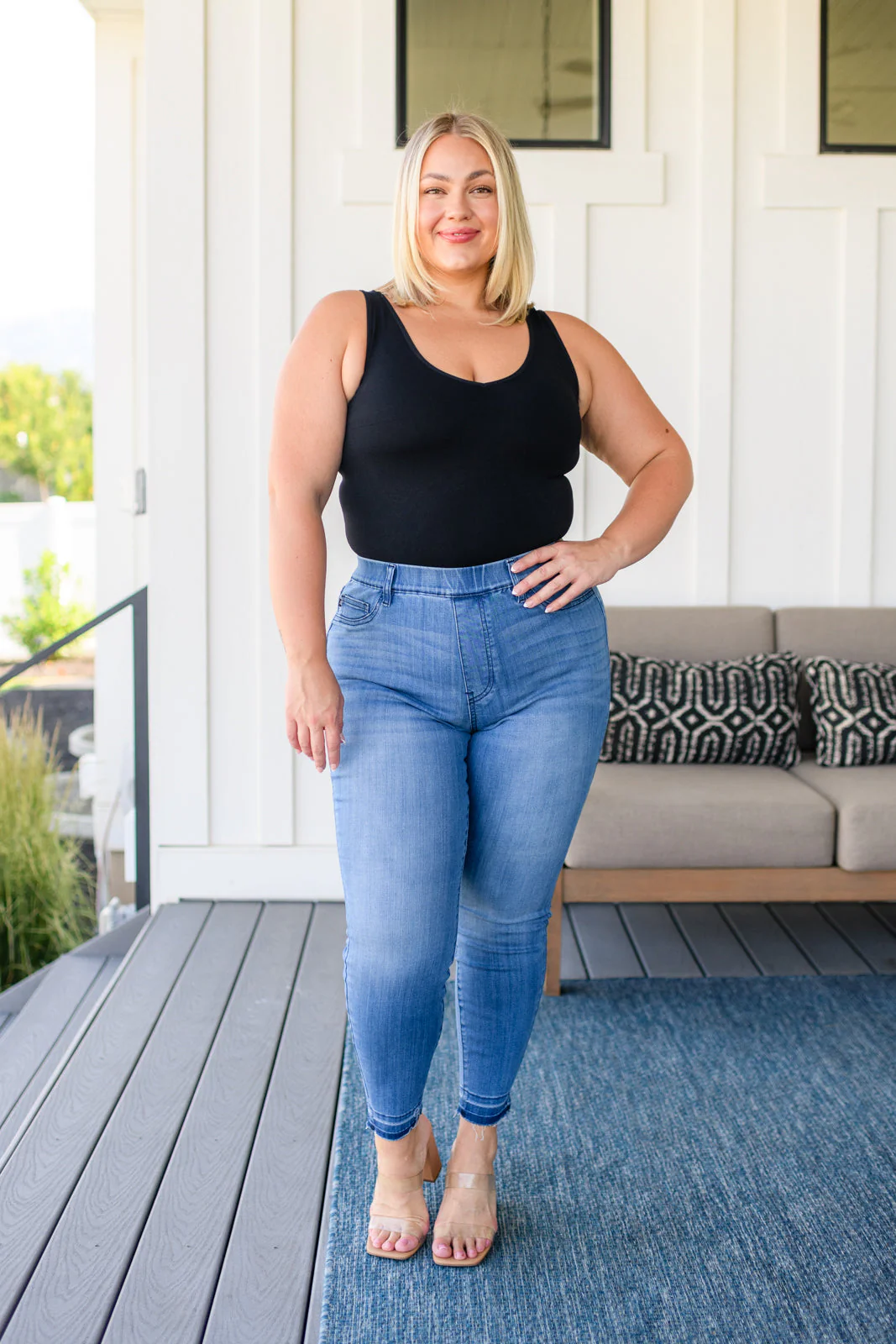 High Rise Pull on Release Hem Skinny Jeans