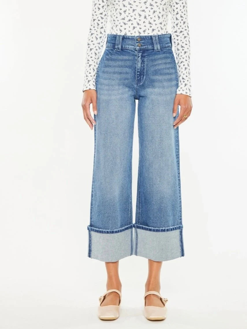 Roam Free 90s Jeans