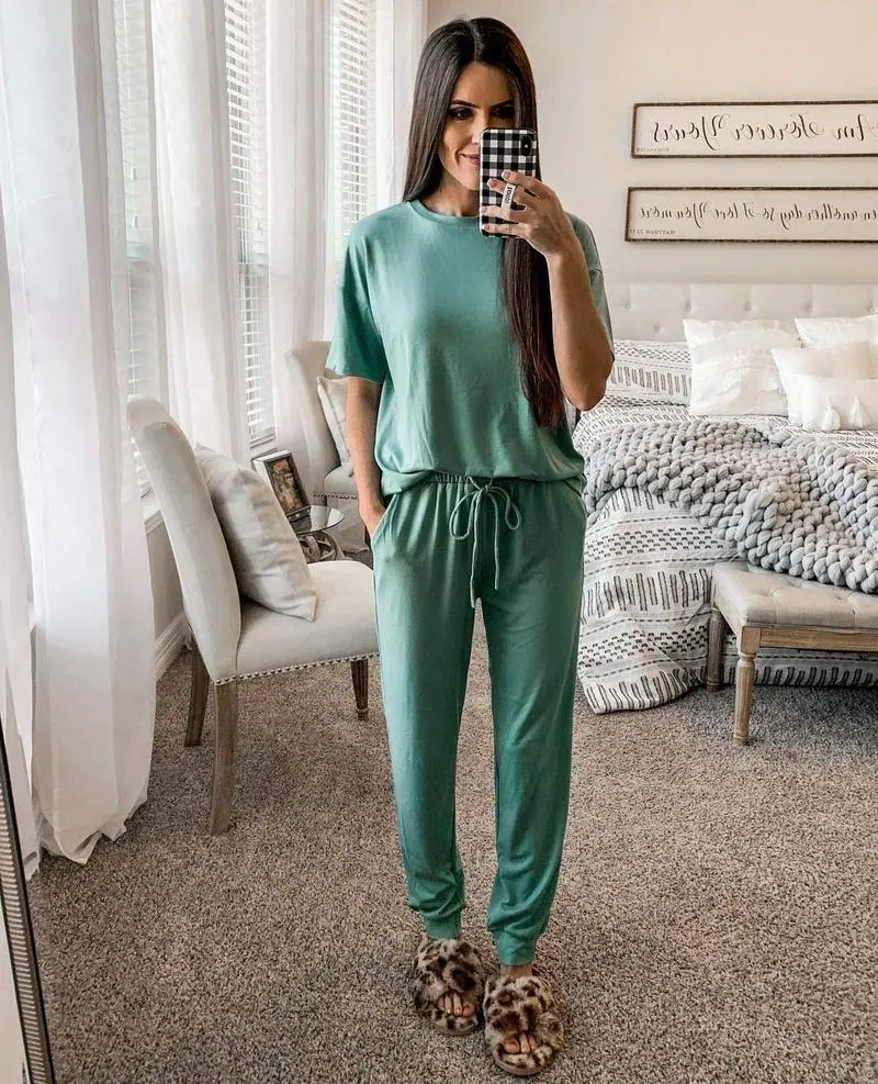 Women's 2-Piece Crew Neck Short Sleeve Tracksuit Jogger Set