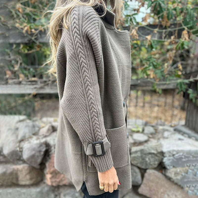 New mid-length women's coat with double-breasted lapel collar, made from double-sided tweed.