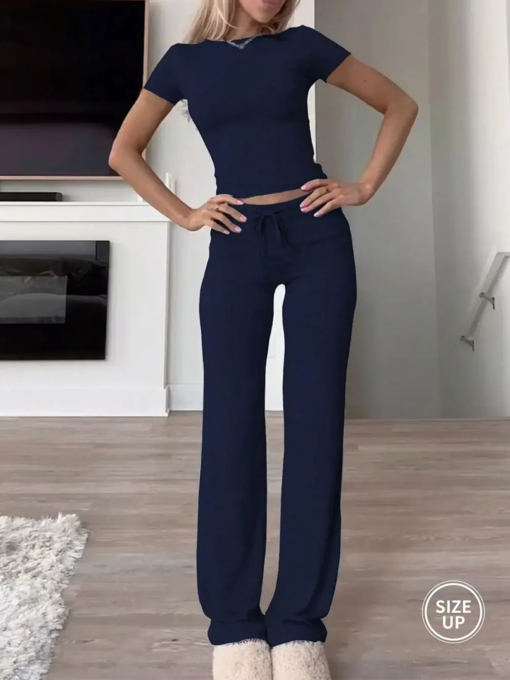 Women's solid color short-sleeved T-shirt and drawstring waist pants two-piece loungewear set