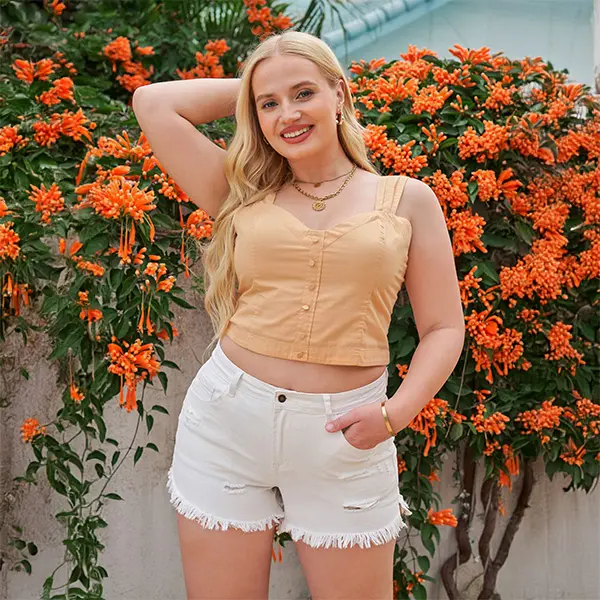 Women's Casual Mid Rise Denim Shorts Stretch Ripped Raw Hem Jean Shorts Basic Fitted Bottom for Summer