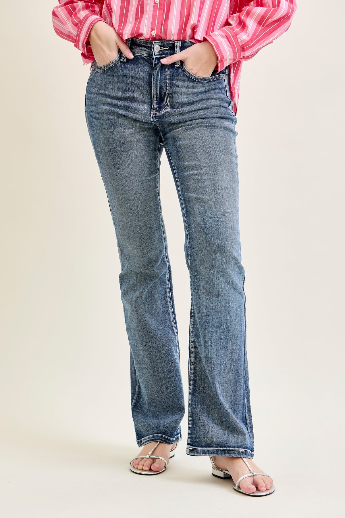 Daisy Contrast Wash Bootcut Jeans