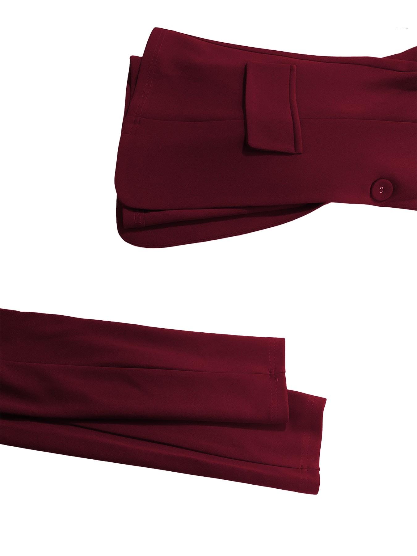 Women's two-piece set – suitable for everyday outdoor wear.