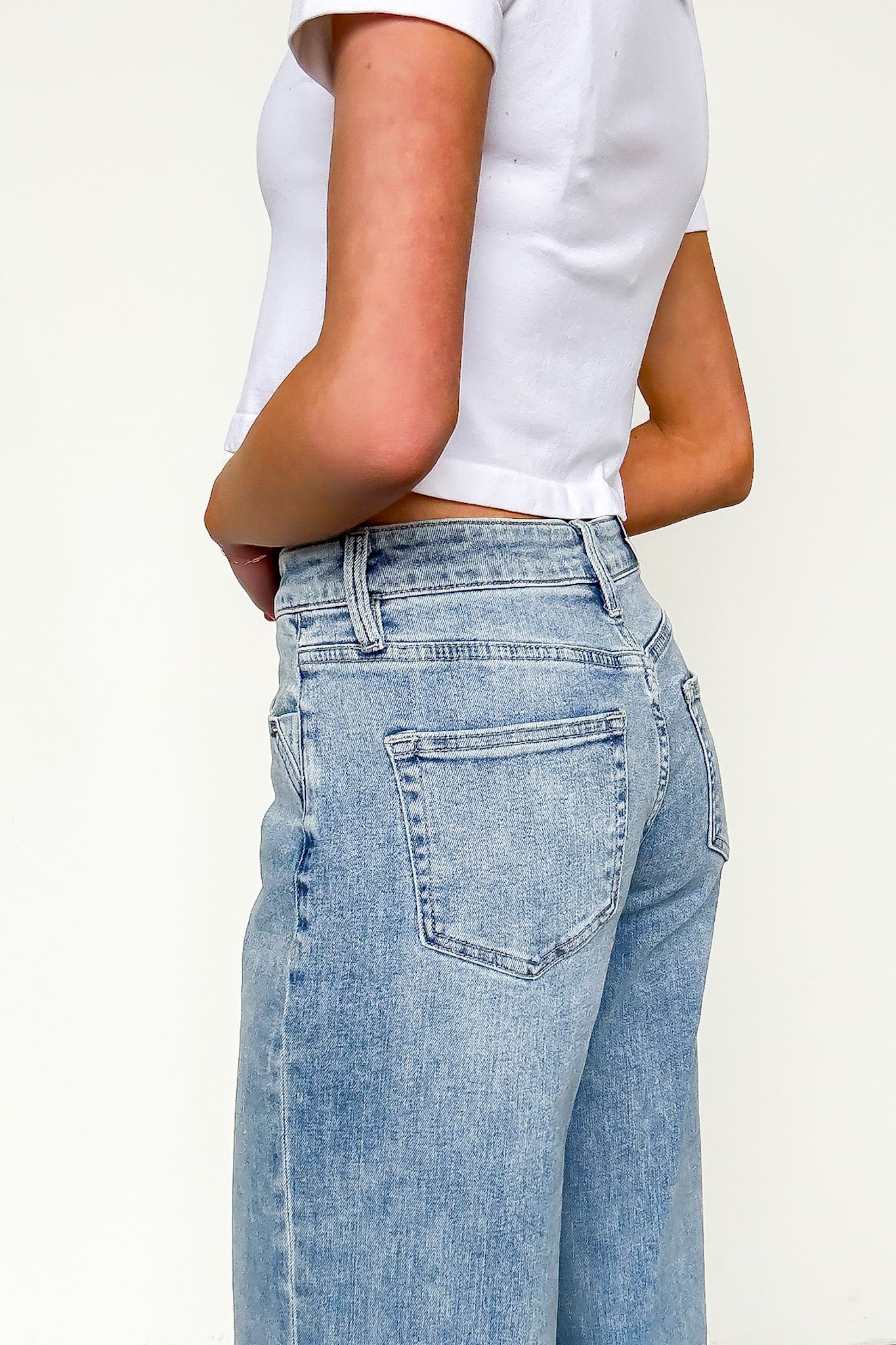 Mid Rise Wide Leg Crop Pants