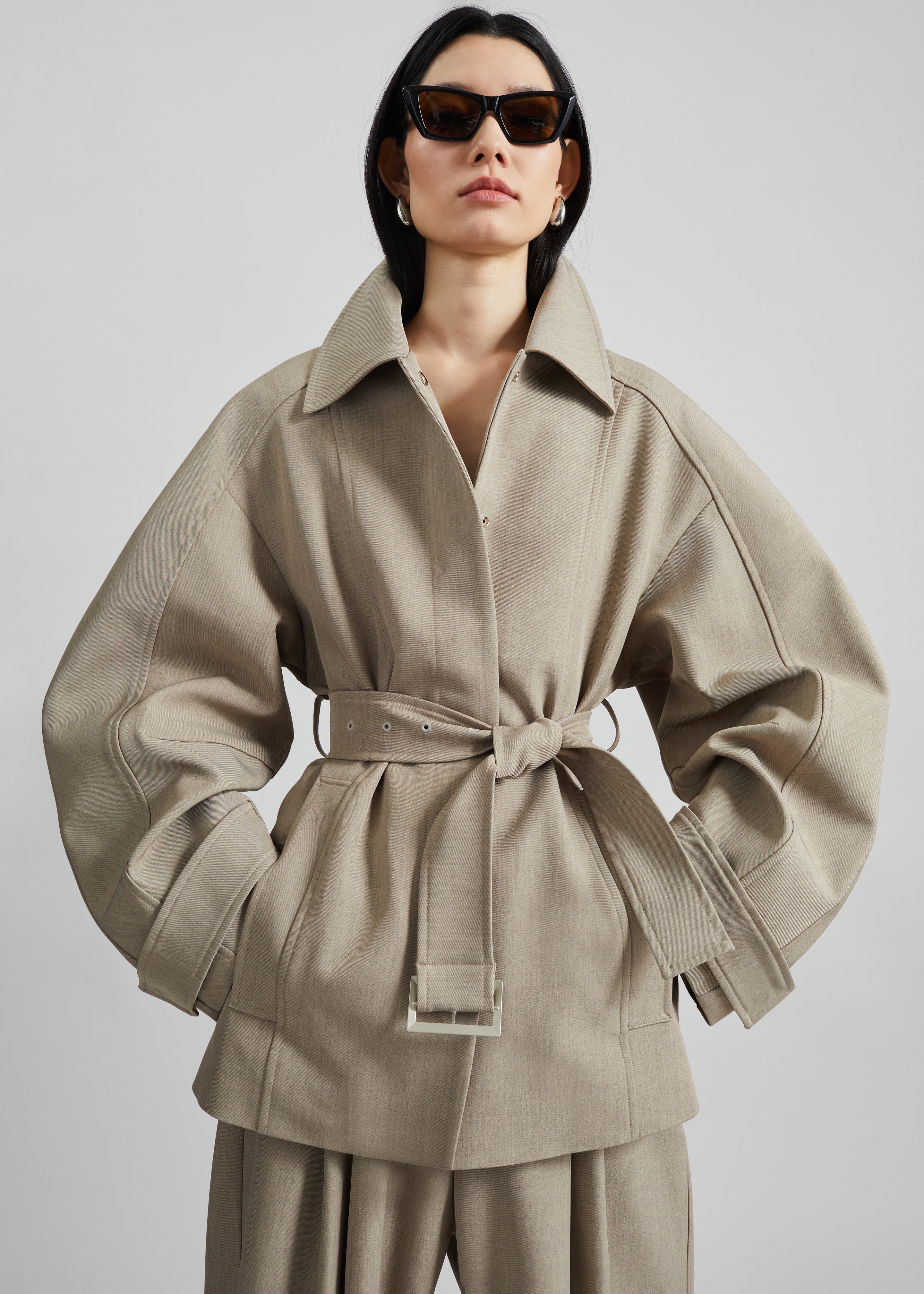 Venlo Curve Sleeve Belted Jacket - Beige