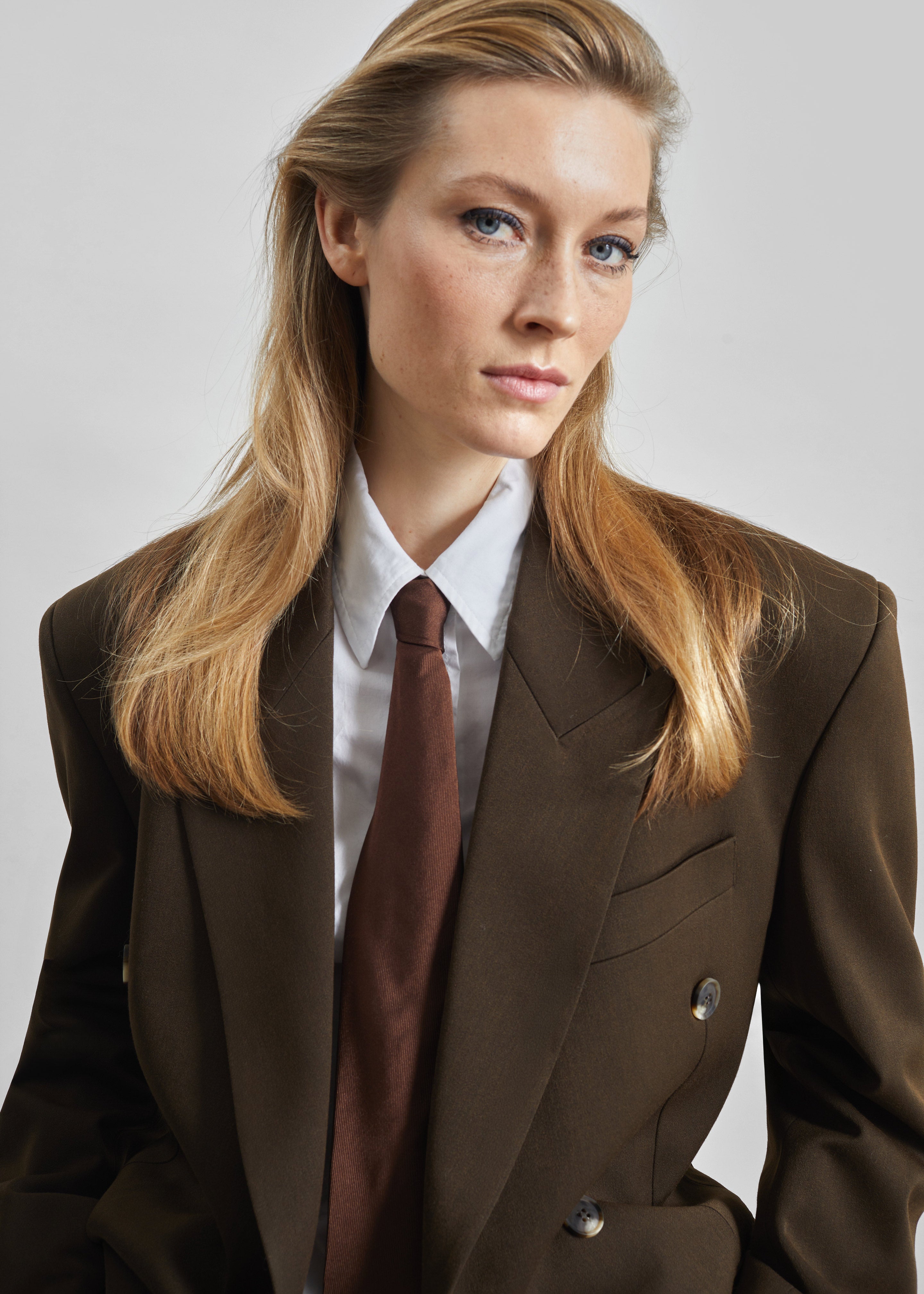 Vester Double-Breasted Blazer - Brown