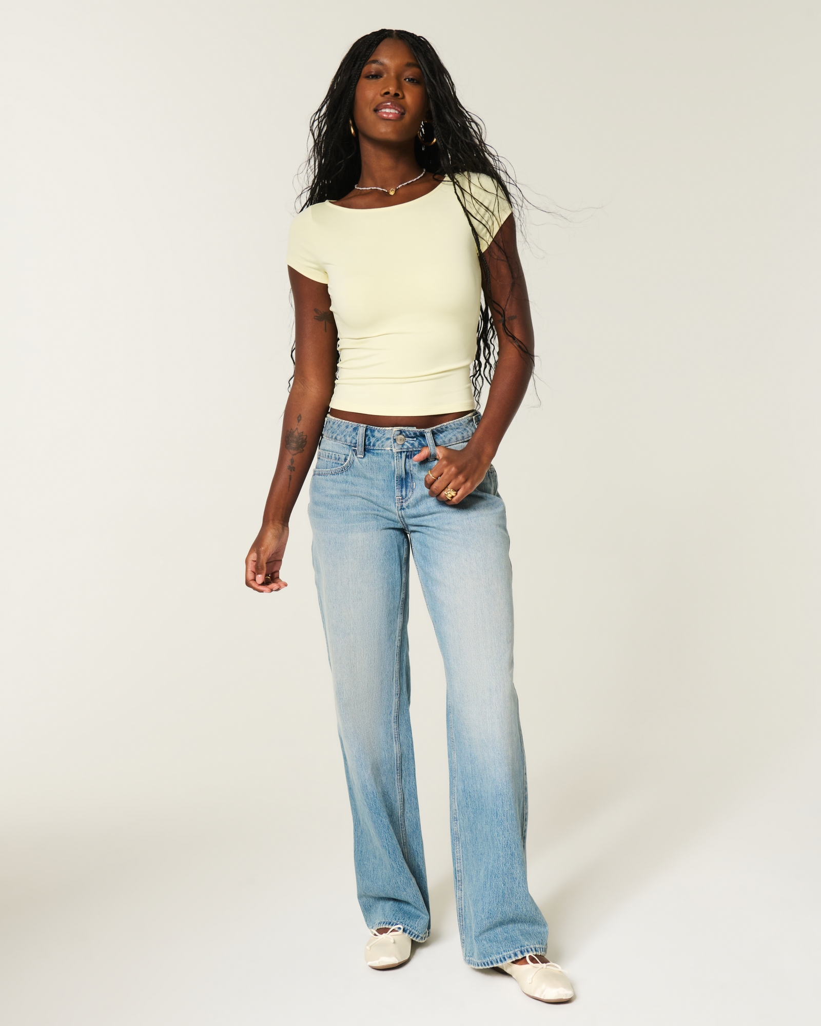 Short-Sleeve Seamless Fabric Slash-Neck T-Shirt
