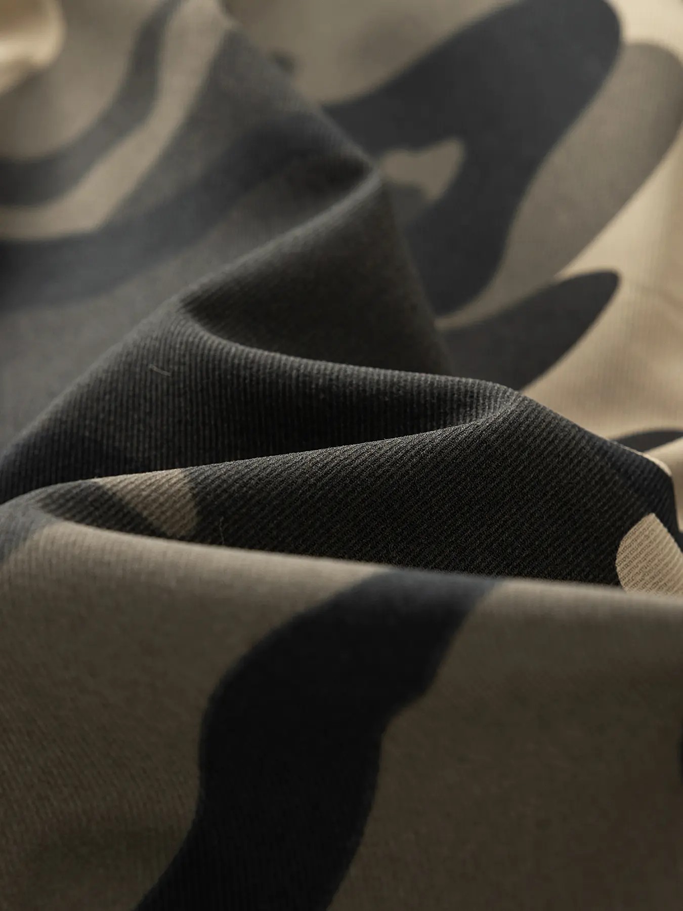 Men’s Camouflage Cargo-Style Shorts